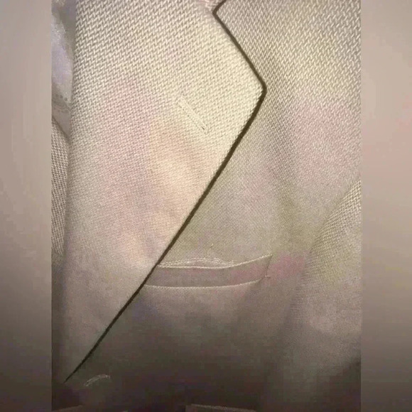 Gently used men’s suit m/l measurements on picture - Picture 12 of 13